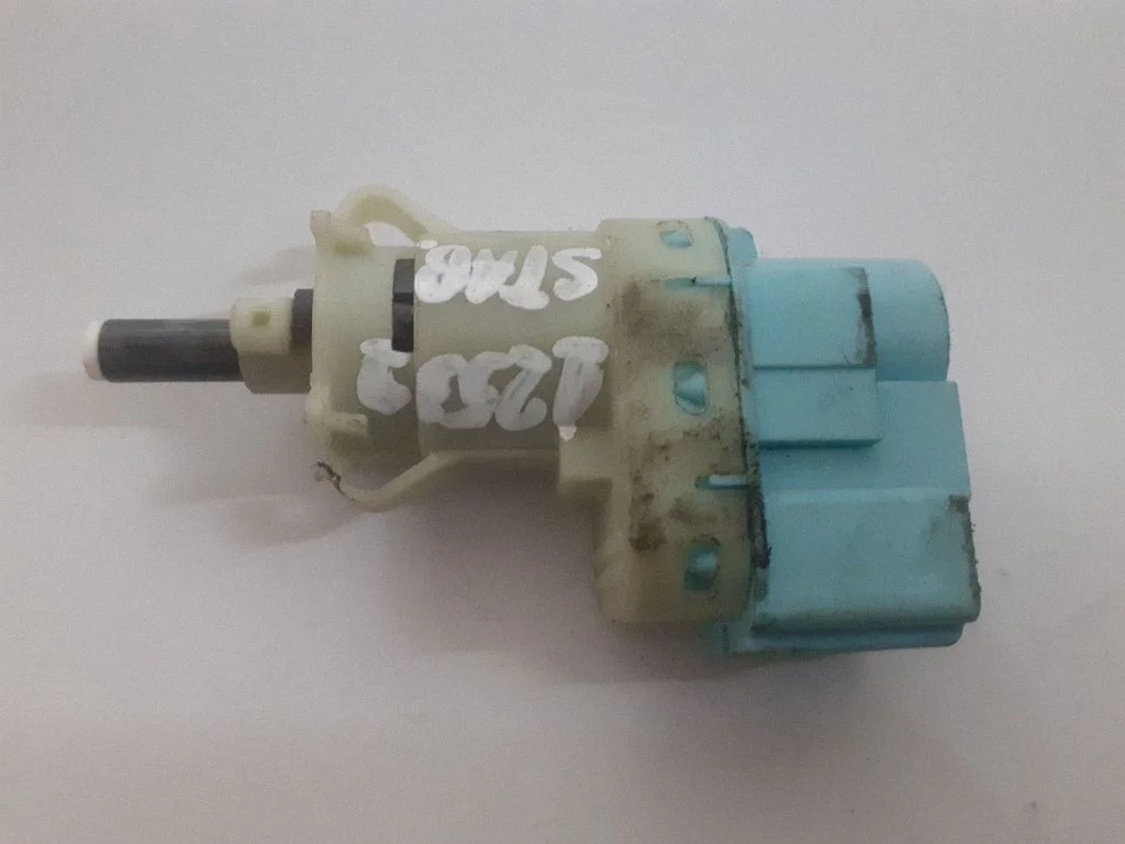 Bremžu pedāļa sensors 6L3T9G854BA