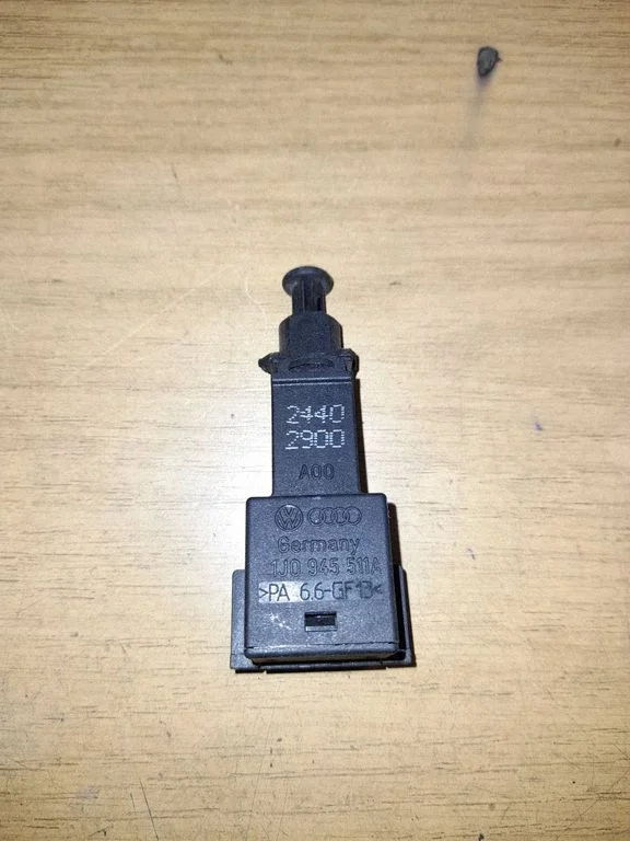 Piduripedaali andur – Volkswagen Sharan (2001-2010)