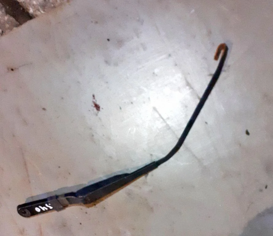Windshield/front glass wiper blade 8200072778