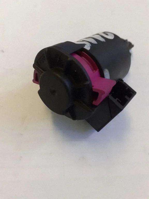Brake pedal sensor switch – Audi A6 Allroad C6 (2006-2011)