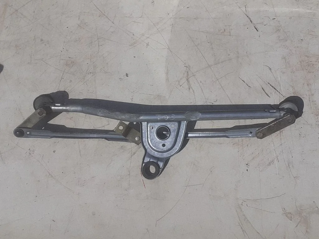 Front wiper linkage and motor – BMW 3 Series E46 (1998-2005)