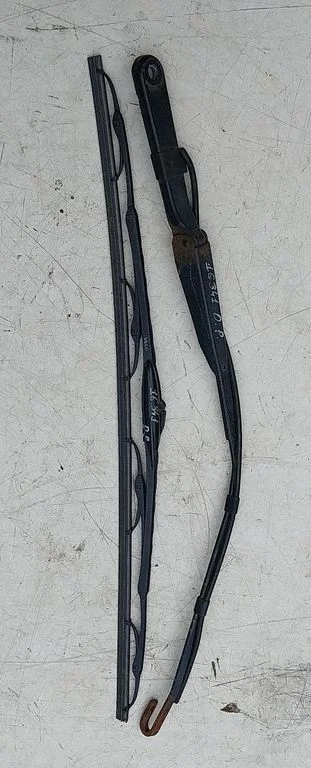 Windshield/front glass wiper blade 180005697B