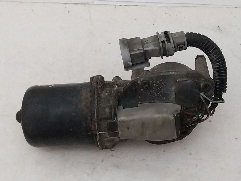 Kojameeste mootor 53670637