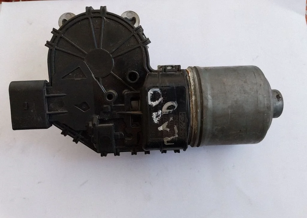 Kojameeste mootor 0390241731