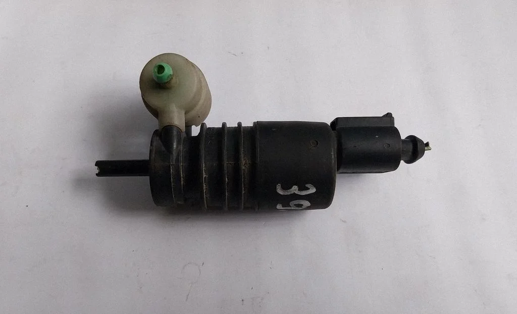 Pompka spryskiwacza szyb WASHERTANKMOTOR