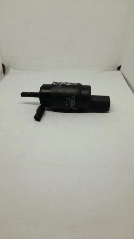 Windscreen/windshield washer pump A0008605826