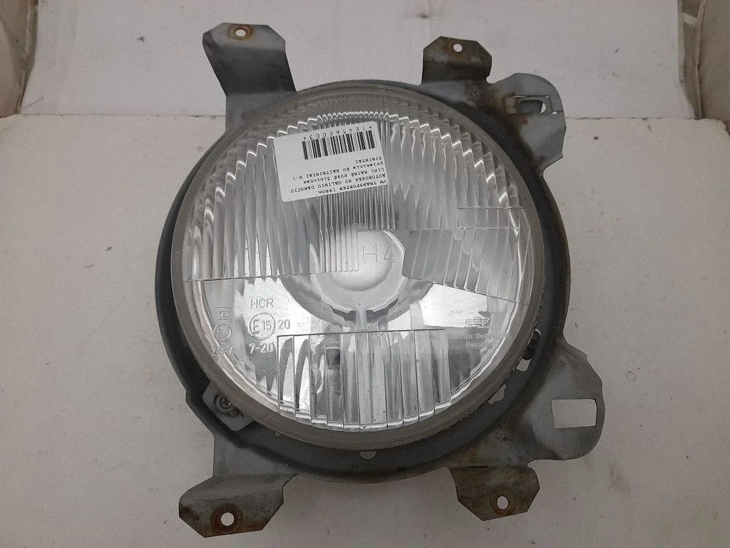 Headlight/headlamp – Volkswagen Transporter - Caravelle T3 (1980-1990)