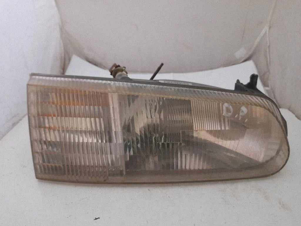Headlight/headlamp – Ford Windstar (1994-1998)