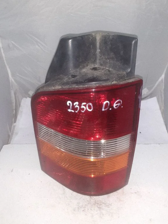 Rear/tail lights 7H0945258A