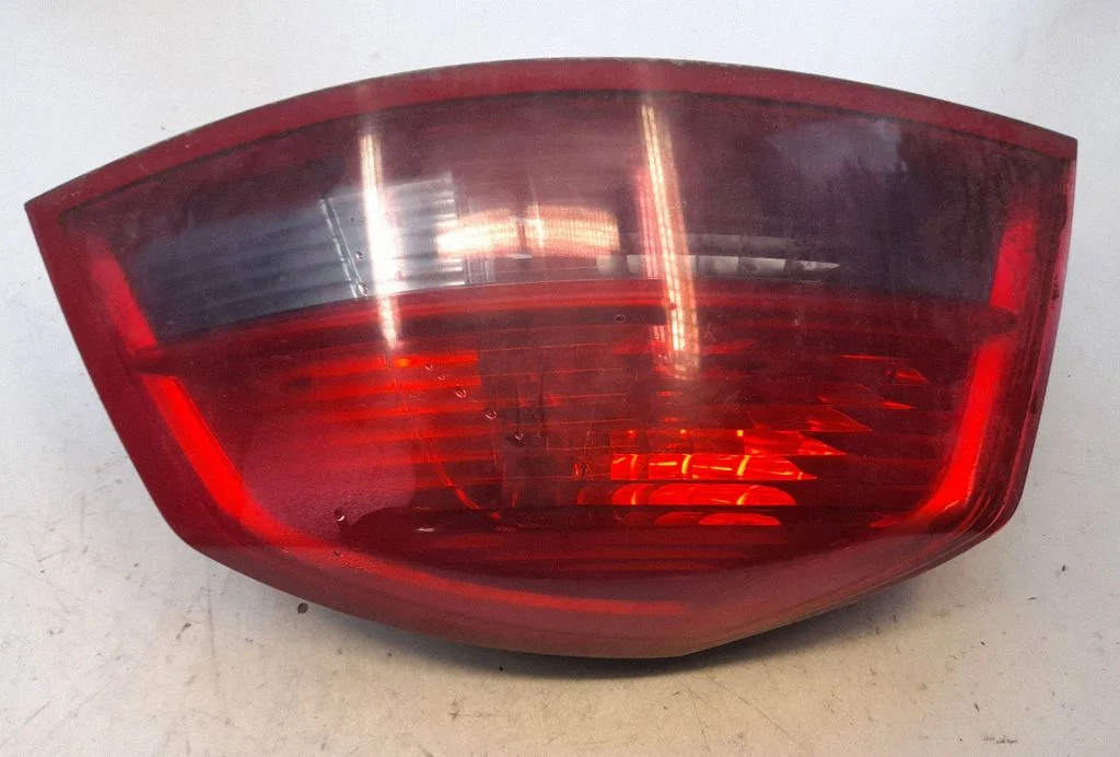Rear/tail lights DJ73REN