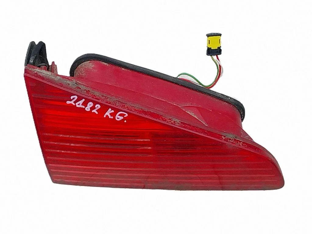 Tailgate rear/tail lights 2543G