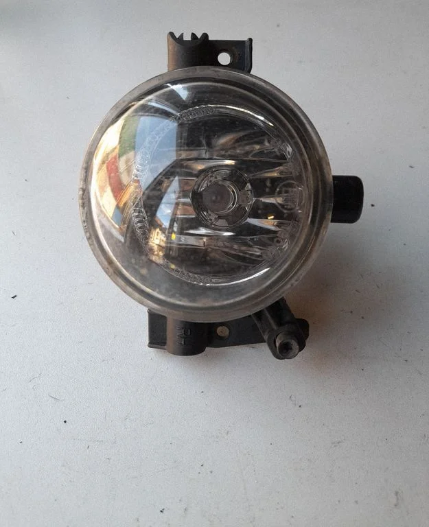 Front fog light – Ford Focus C-MAX (2003-2010)