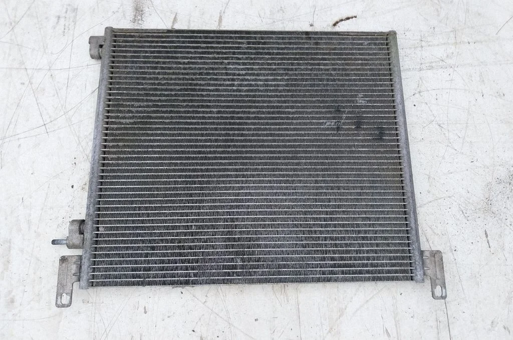 Gaisa kondicioniera dzesēšanas radiators (kondensators) – Opel Vectra C (2005-2009)