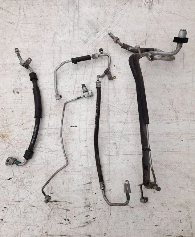 Kliimaseadme toru / voolik LD646146ZA – Mazda MPV II LW (1999-2007)