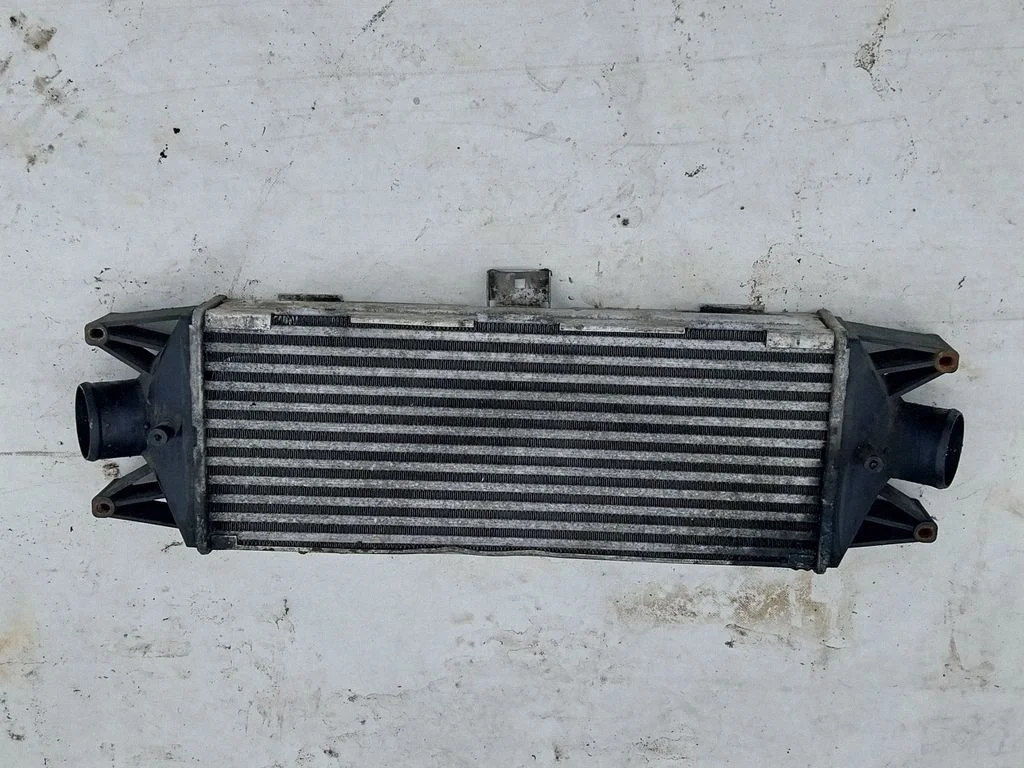 Vahejahuti radiaator 5801349166