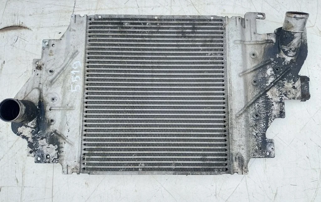 Starpdzesētāja (interkūlera) radiators