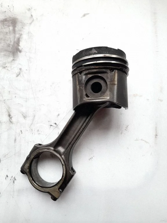 Piston 7701473483