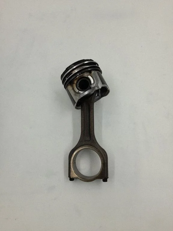 Piston 0628V1