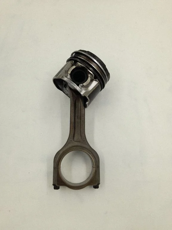 Piston 0628V1
