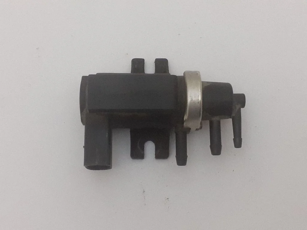 Turbo solenoid valve 1J0906627C