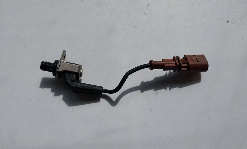 Turbo solenoīda vārsts 05L907284