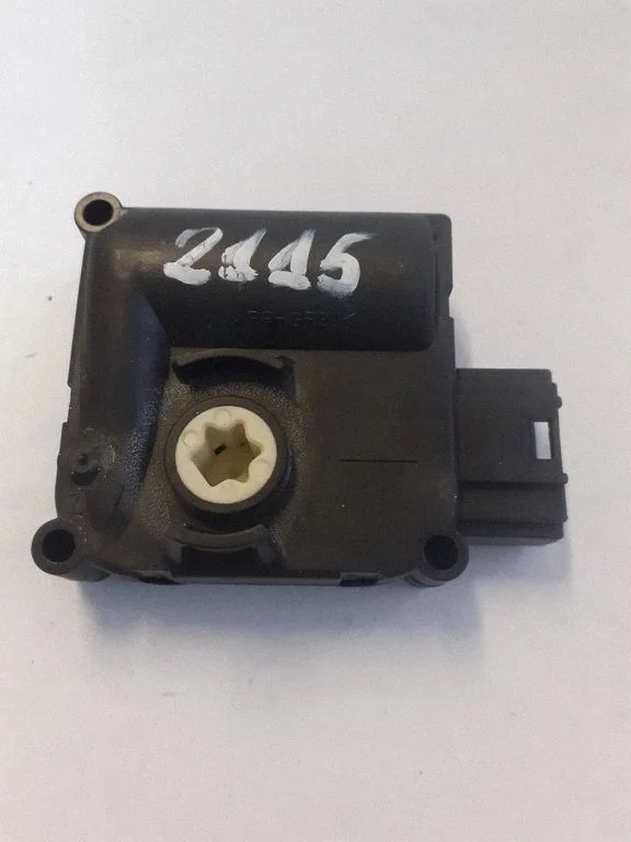 Intake manifold valve actuator/motor – Audi A6 Allroad C6 (2006-2011)