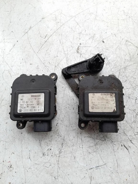 Intake manifold valve actuator/motor – Audi A6 Allroad C5 (1999-2005)