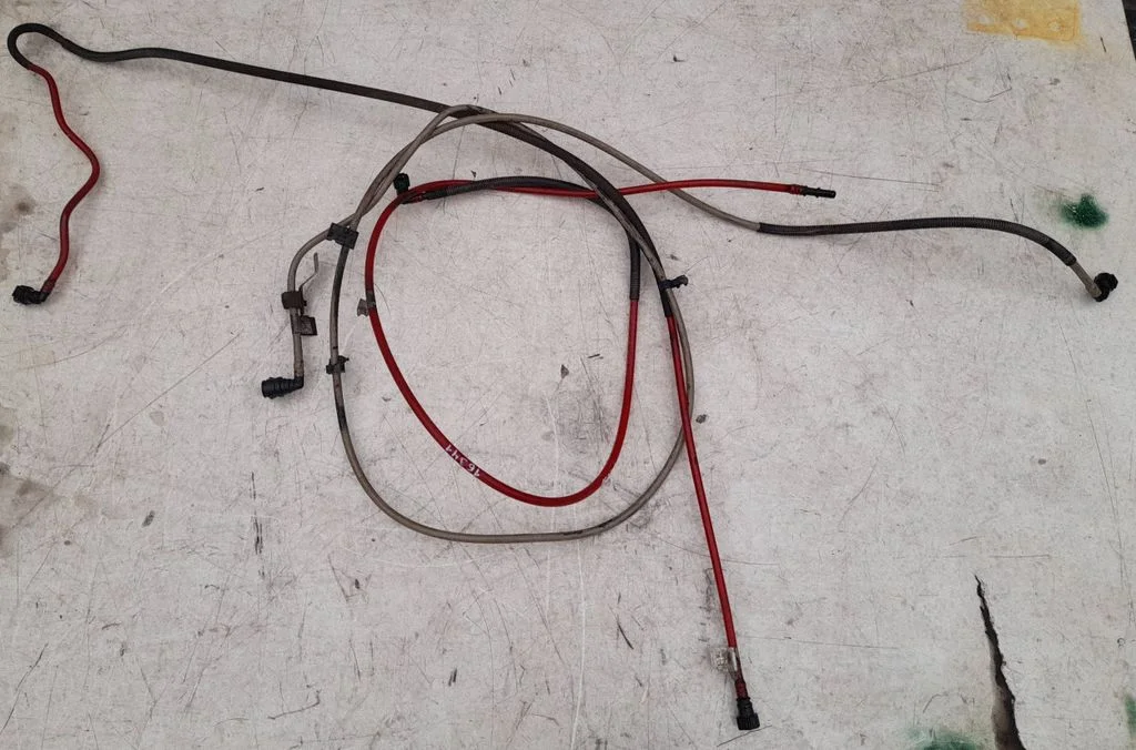 Fuel line pipe 7602578