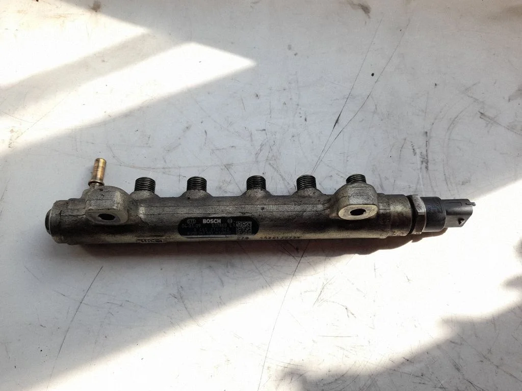 Fuel main line pipe – Renault Espace - Grand espace IV (2004-2014)