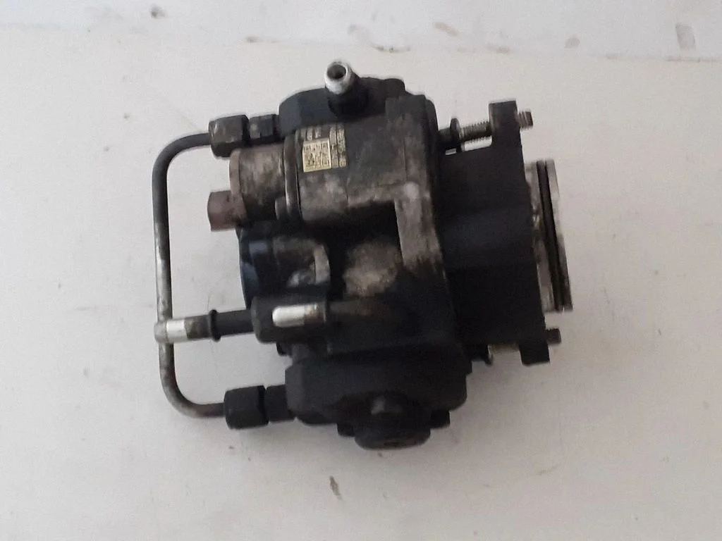Kütuse kõrgsurvepump 6C109T524AA