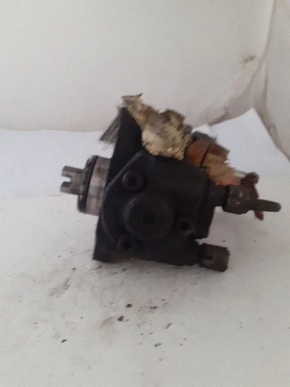Fuel injection high pressure pump – Ford Transit - Tourneo Connect (2003-2008)