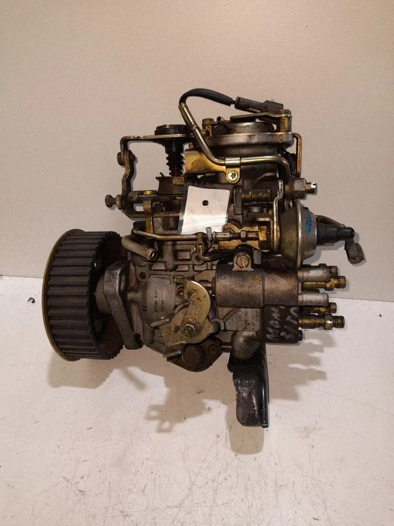 Kütuse kõrgsurvepump 1047461111 – Opel Monterey (1991-1999)