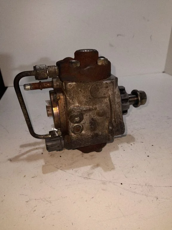 Fuel injection high pressure pump – Ford Transit -  Tourneo Connect (2003-2008)