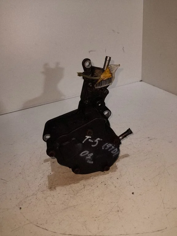 Fuel injection high pressure pump – Volkswagen Transporter - Caravelle T5 (2003-2015)