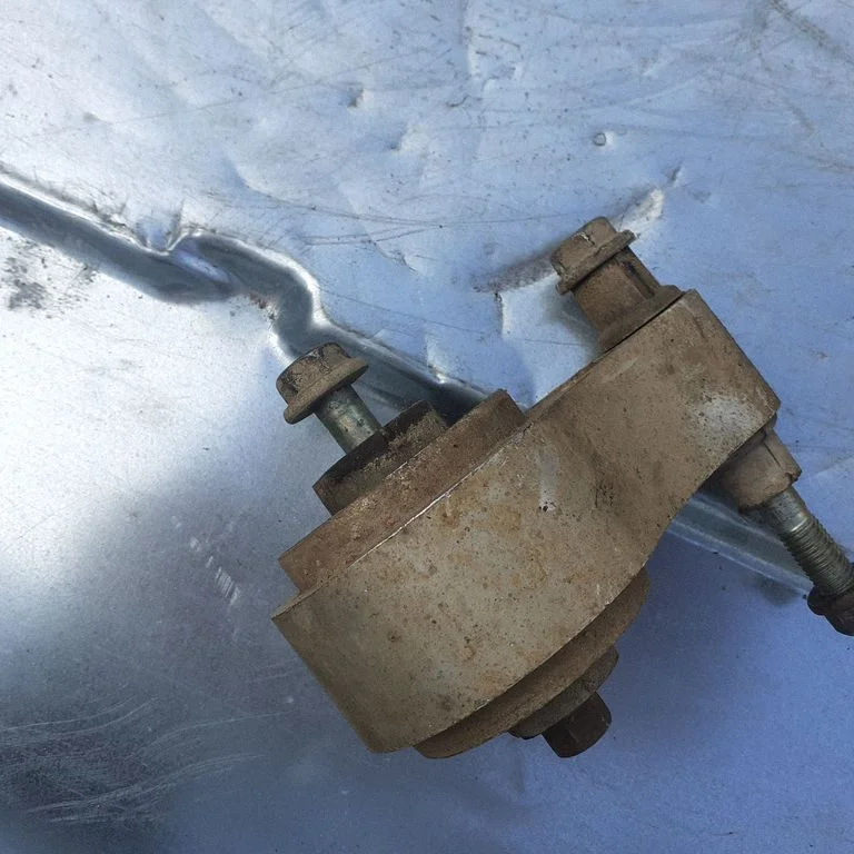 Dzinēja spilvens 8200027176