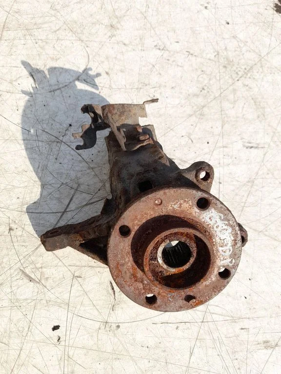 Front wheel hub – Citroen Berlingo (2008-2018)