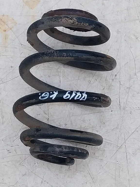 Rear coil spring 701511105K