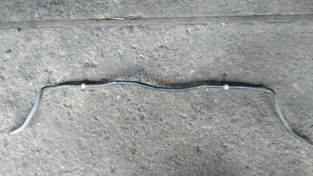 Rear anti-roll bar/sway bar 555101D000