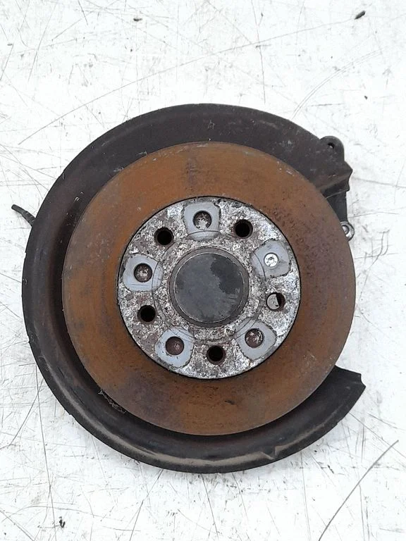 Rear wheel hub 1T0598611B