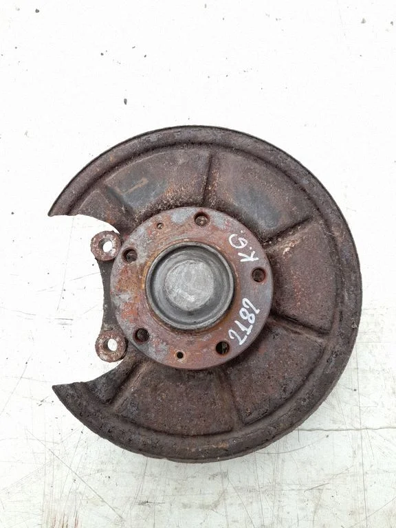 Rear wheel hub 374887