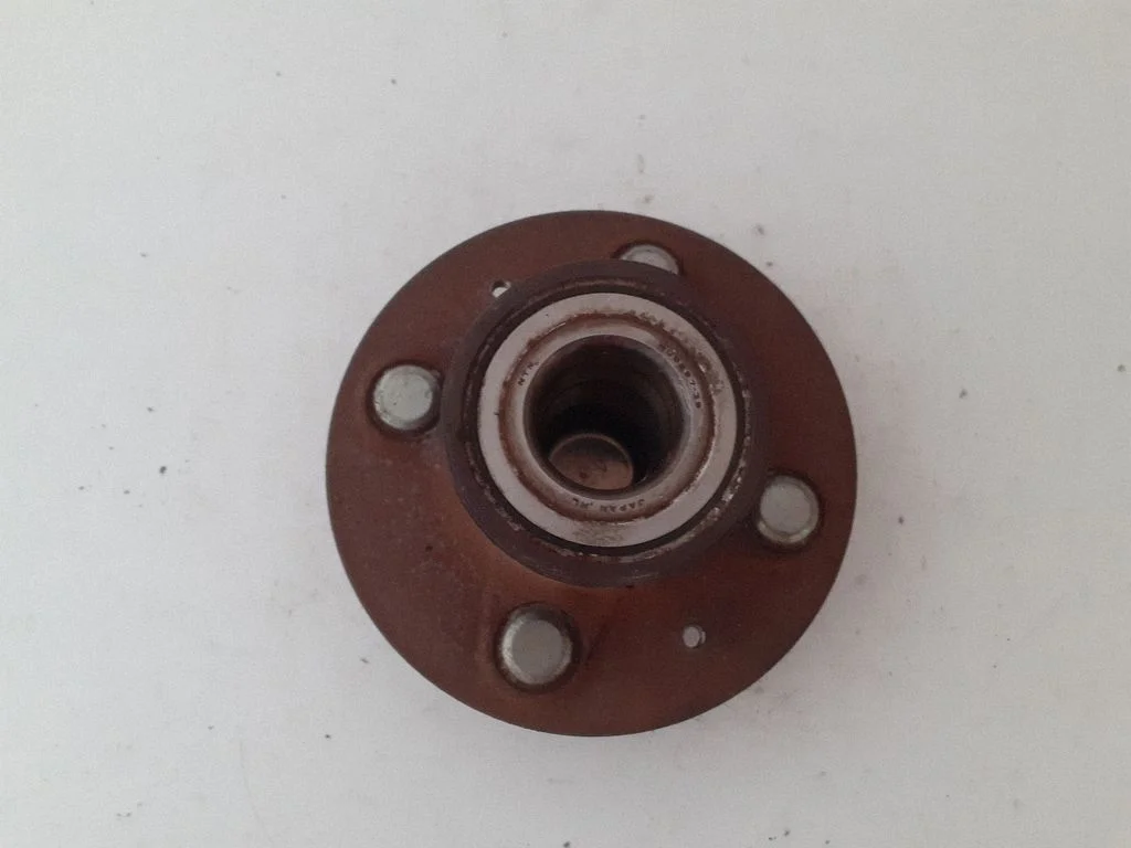Tagumine rumm HUB22739