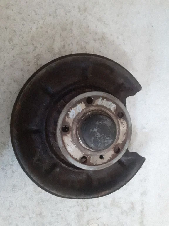 Rear wheel hub BZ102EN