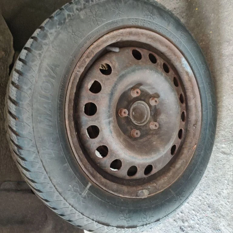 R12 alloy rim