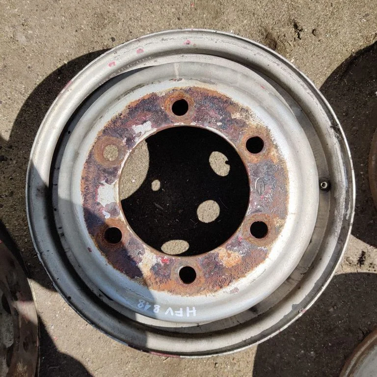 R12 alloy rim – Iveco Daily 5th gen (2011-2014)