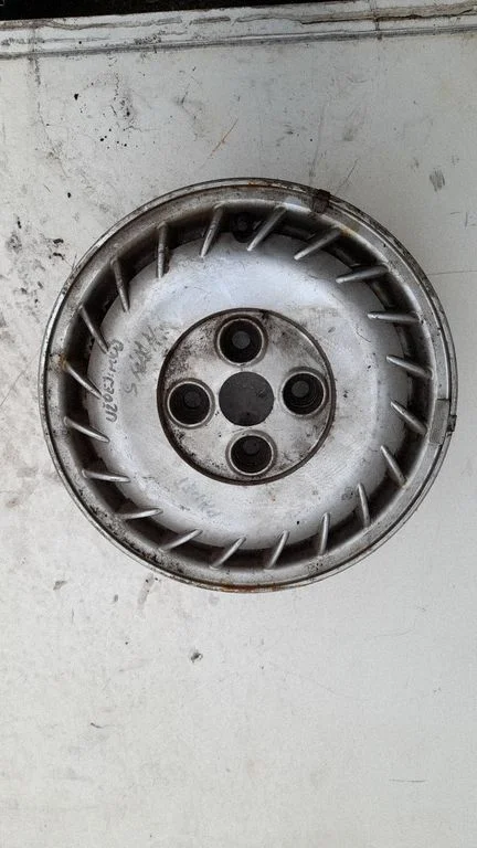 R12 alloy rim – Mitsubishi Galant (1997-2003)