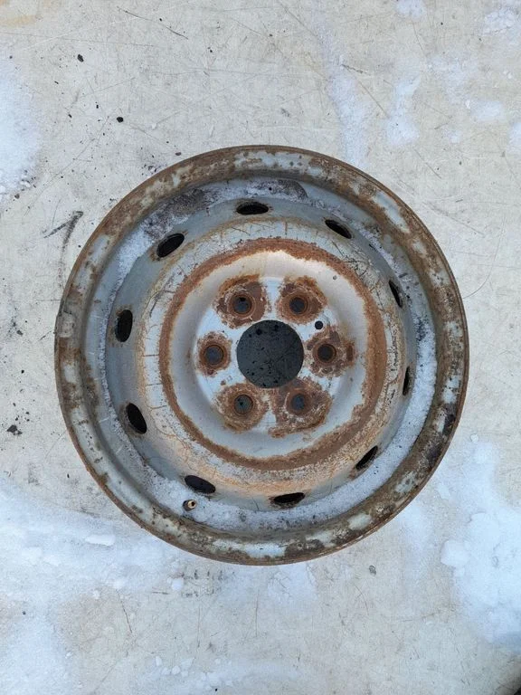 R12 alloy rim – Iveco Daily 4th gen (2006-2011)