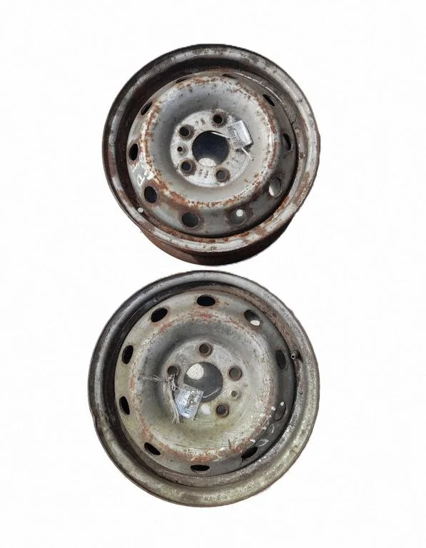 R12 alloy rim – Iveco Daily 3rd gen (2000-2006)