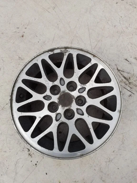 R12 alloy rim – Jeep Grand Cherokee (1993-1998)