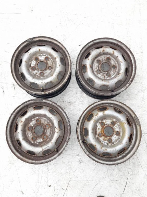R12 alloy rim – Volkswagen Transporter - Caravelle T4 (1991-2003)