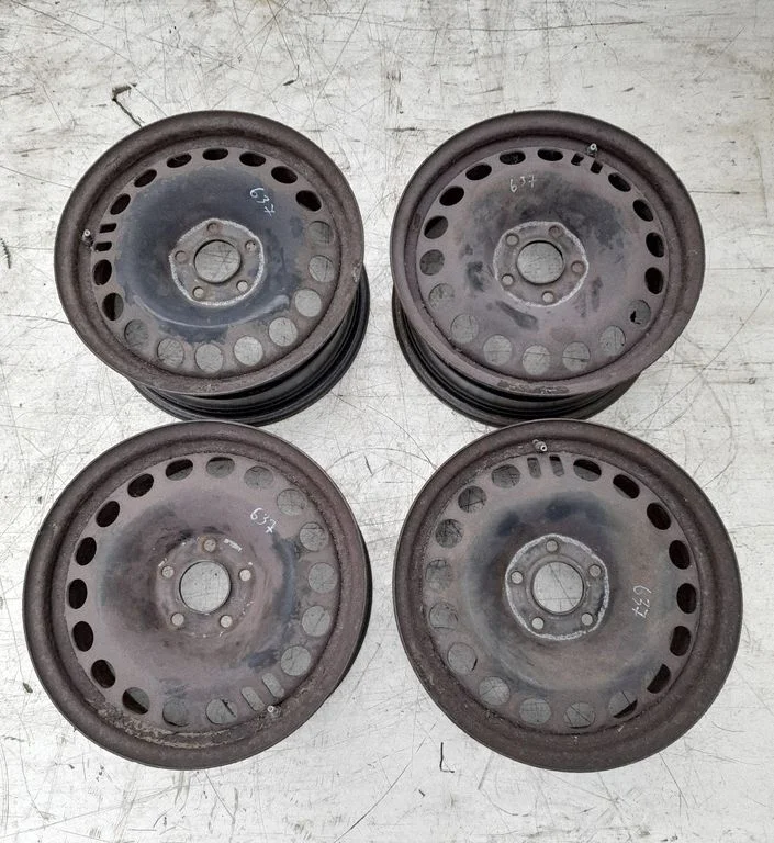 R12 alloy rim – Opel Vectra C (2005-2009)